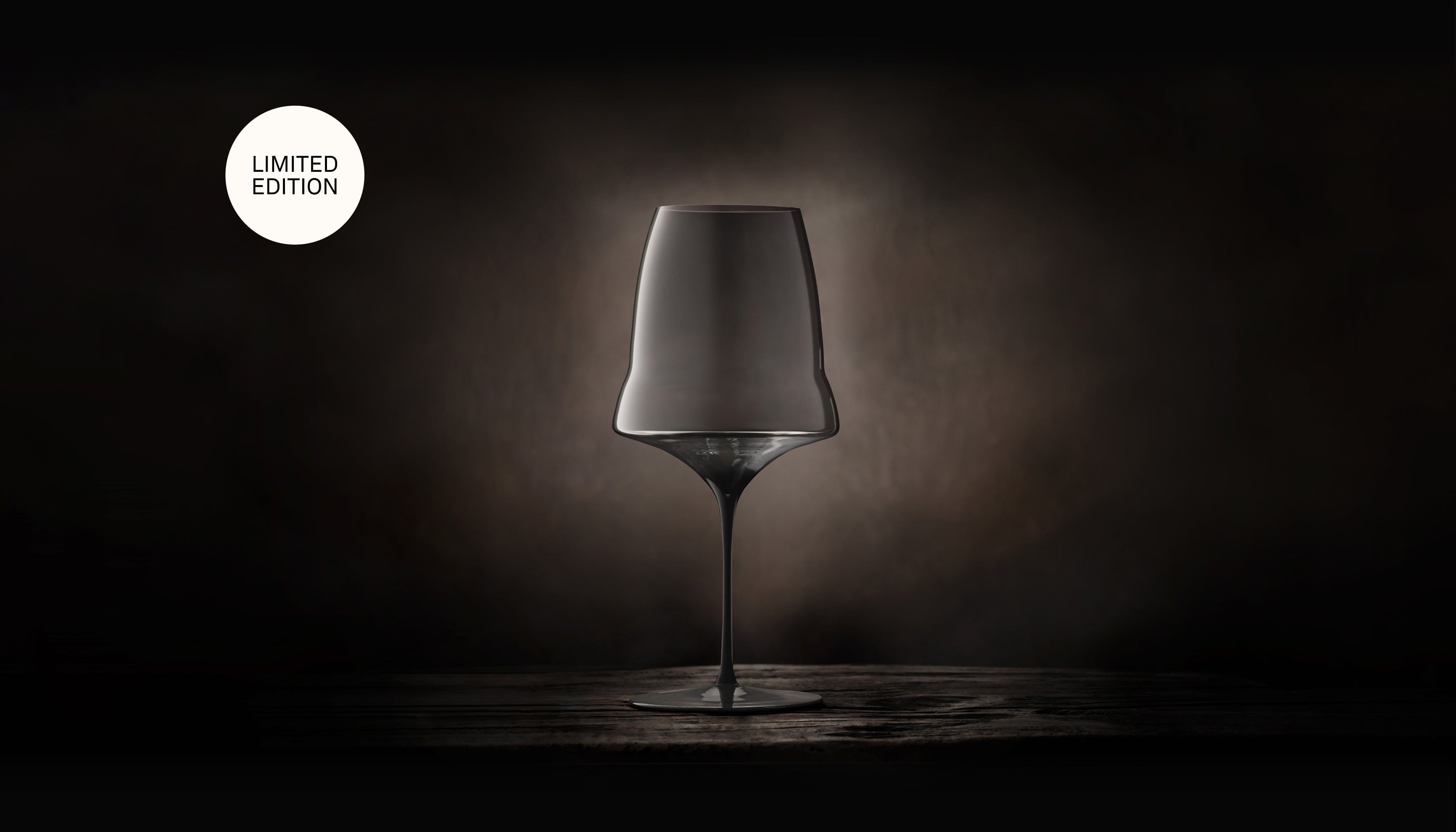 Josephine N° 3 – Black Line Limited Edition